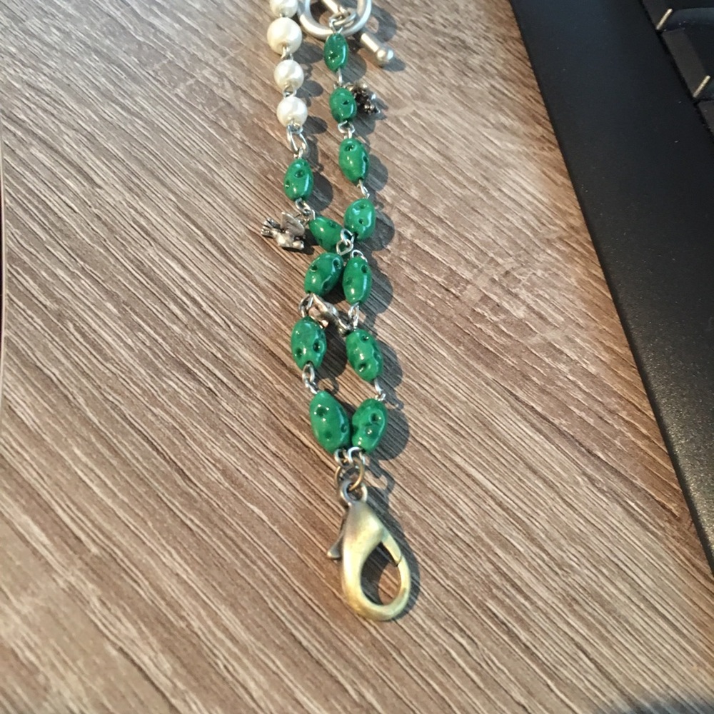 Jewel Kade necklace antique green pearl